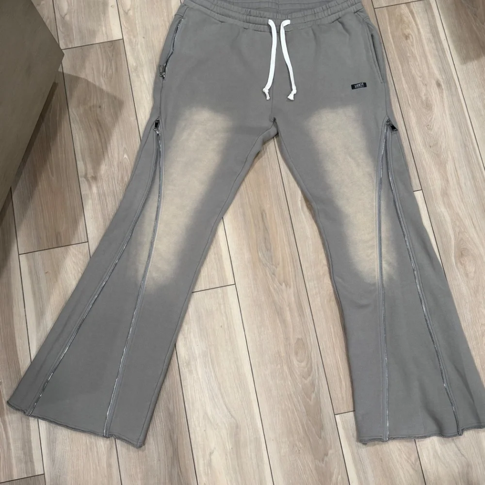 Unique Gray Sweatpants - Picture 2 of 8